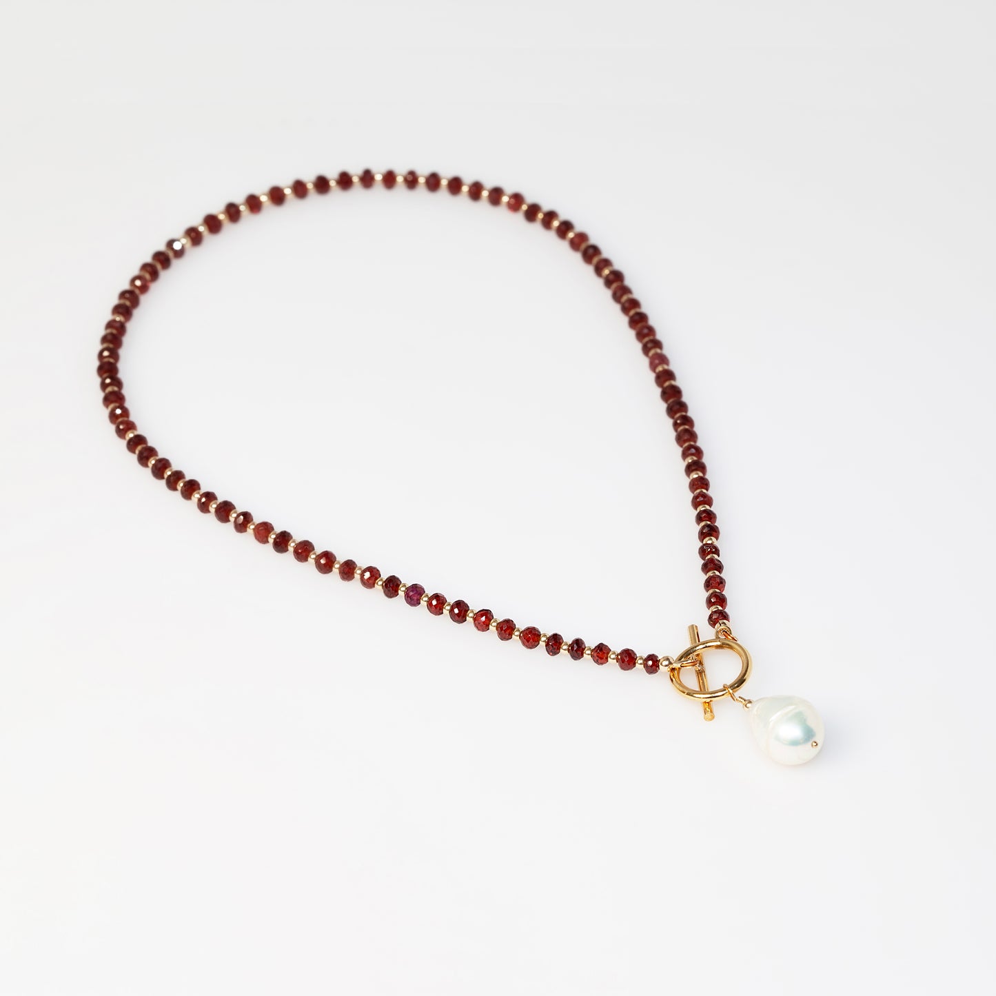 Garnet Choker Necklace with Freshwater Pearl Pendant