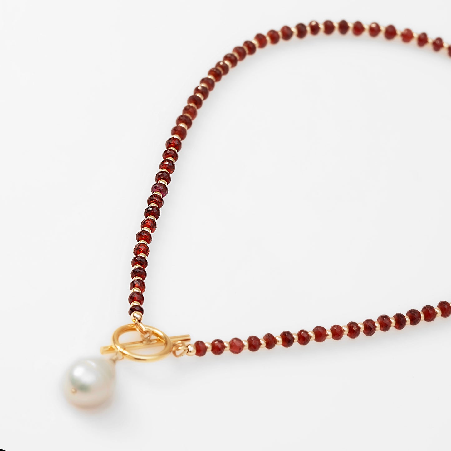 Garnet Choker Necklace with Freshwater Pearl Pendant