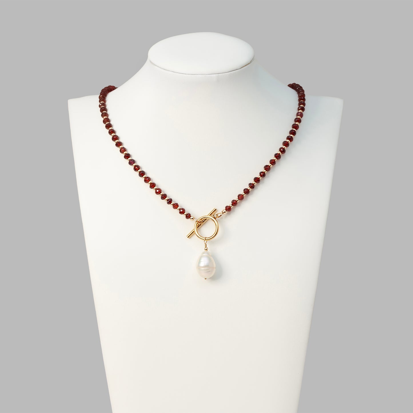 Garnet Choker Necklace with Freshwater Pearl Pendant