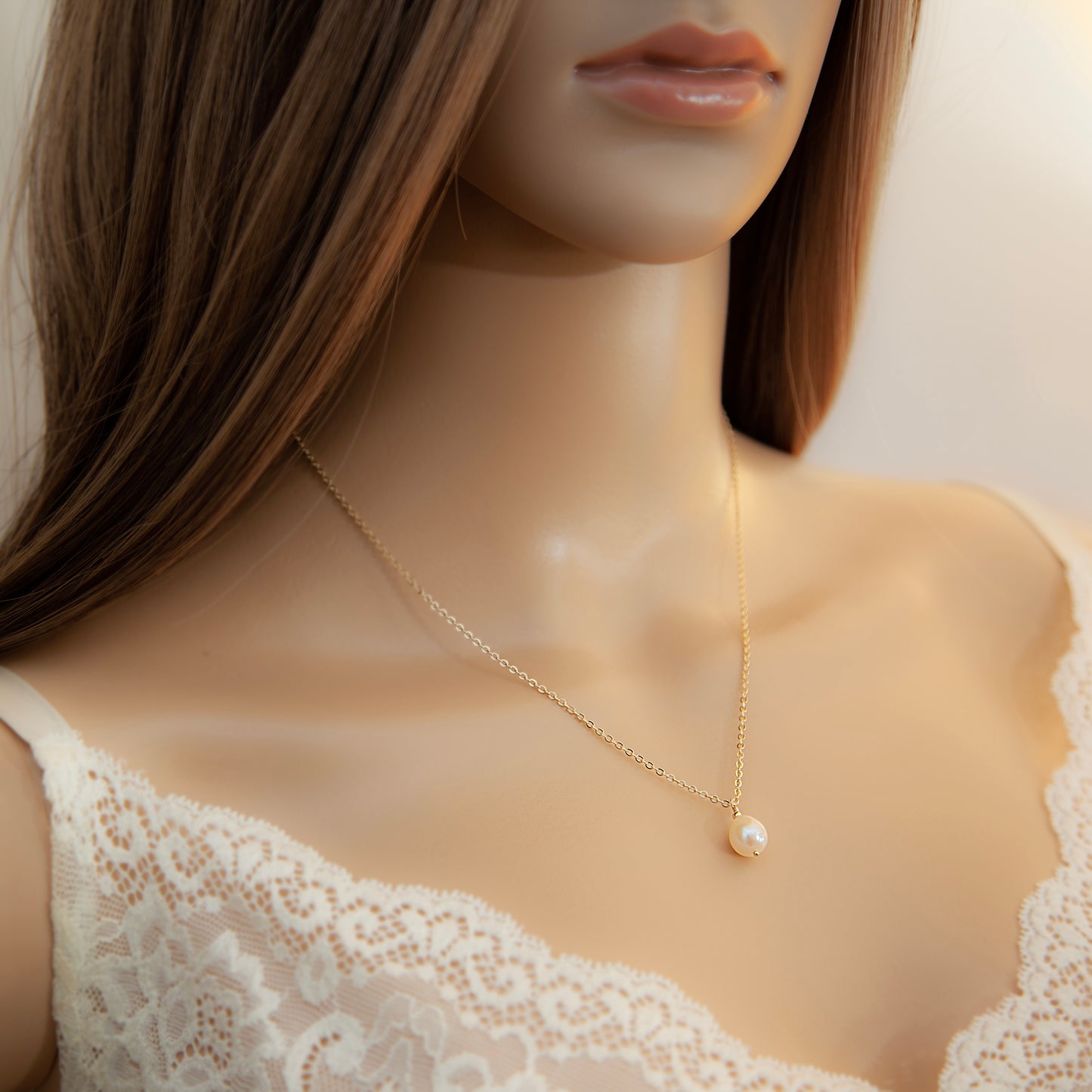 Minimalist Pearl Necklace