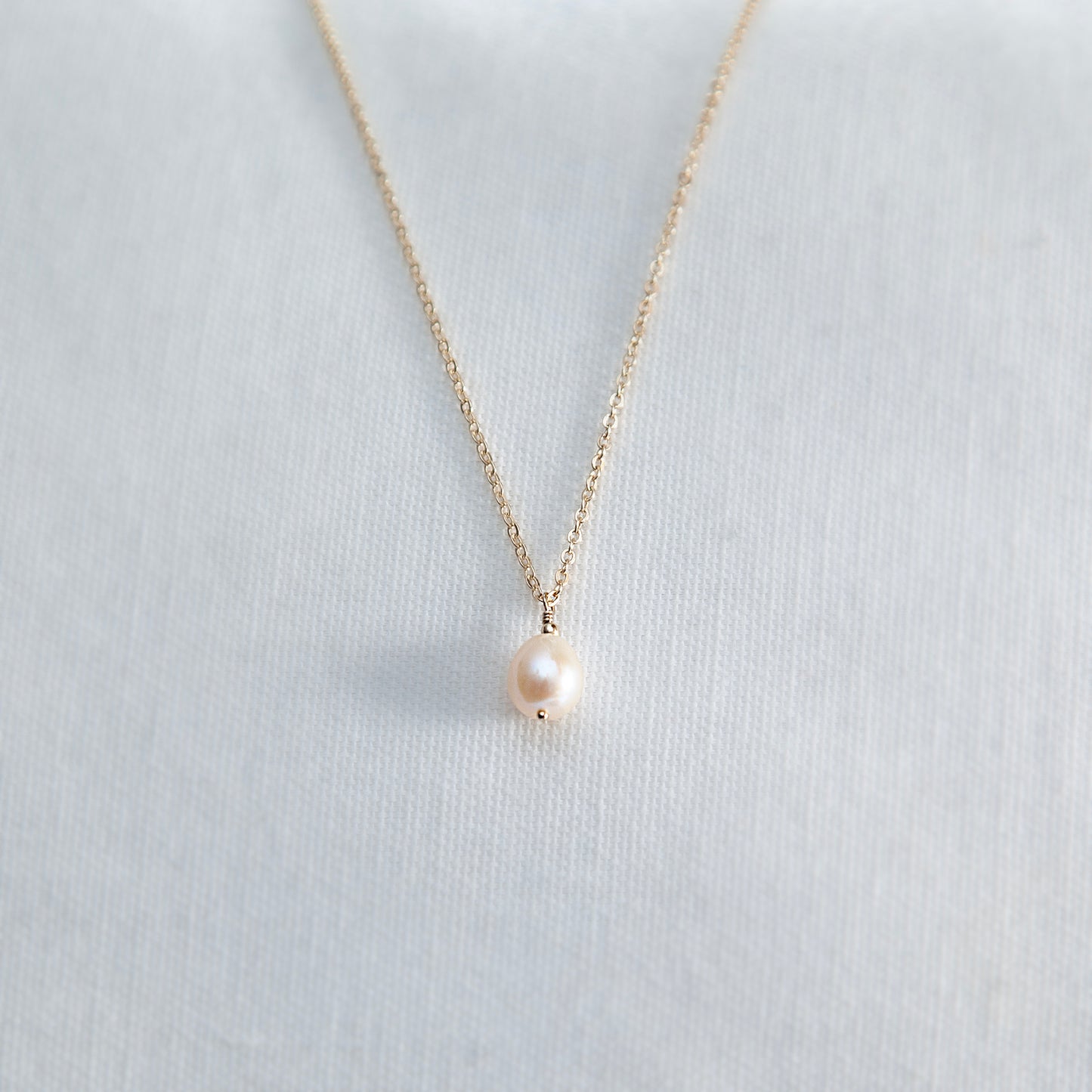 Minimalist Pearl Necklace